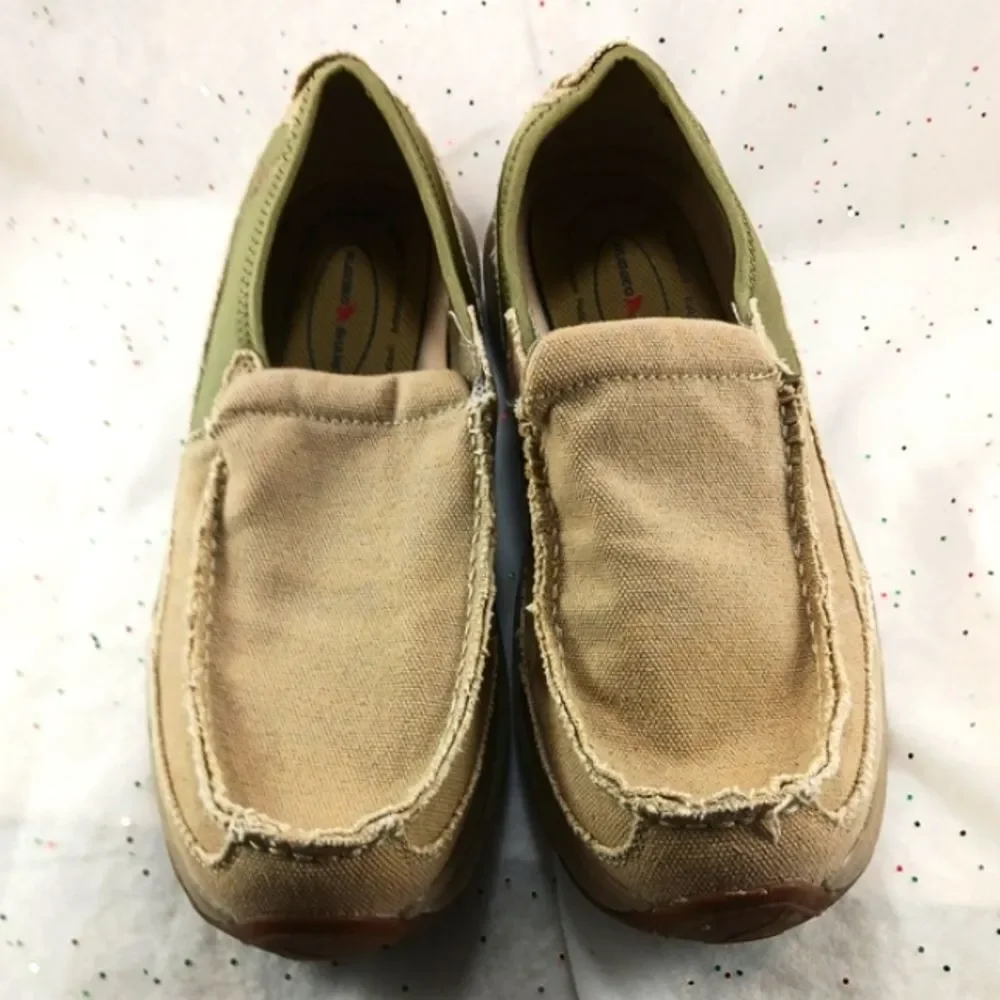 Rugged Shark- Pacifico Stretch Gore Slip-On Boat Shoe Loafer Men's 11 Tan Canvas